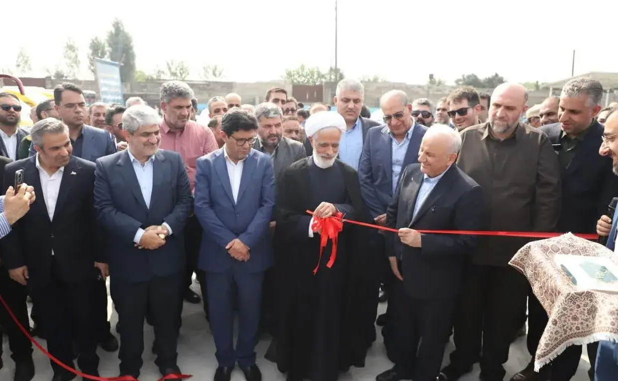 در ادامه افتتاح مراکز به روز ساماندهی پسماند با استانداردهای جهانی در استان مازندران ،سایت مدرن و پیشرفته پسماند قائمشهر با ظرفیت روزانه ۵۰۰ تن افتتاح شد
