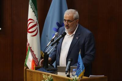  وزیر نیرو: توسعه نیروگاه‌های تجدیدپذیر در مقیاس خانگی و کوچک‌مقیاس توسعه می یابد