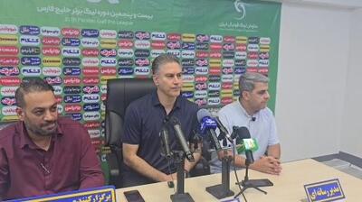 جر و بحث مدیررسانه ای فولاد با یکی از خبرنگاران در نشست خبری پایان بازی