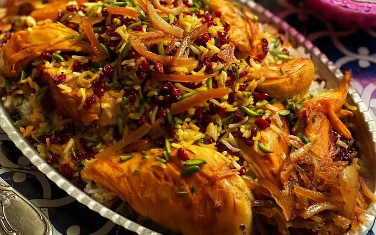 شیرینپلو ملوکانه؛ نگین درخشان مهمانیهای رسمی