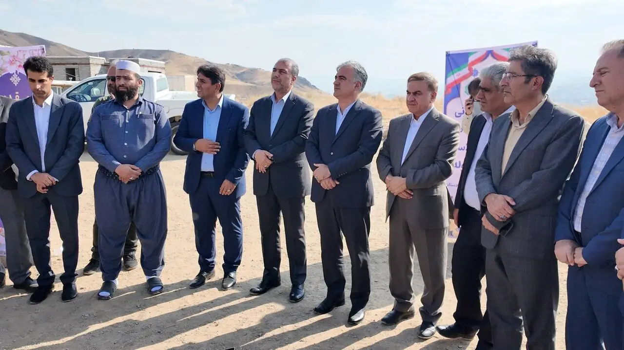 عملیات ساخت مدرسه ۱۲ کلاسه در روستای آساوله سنندج آغاز شد