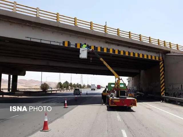 عملیات مقاومسازی ۱۶ دستگاه پل در محور قدیم قم – تهران