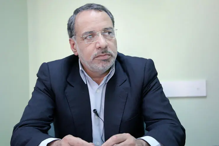 آرینمنش: دولت پزشکیان در مدیریت سیاسی نسبتاً موفق بوده است