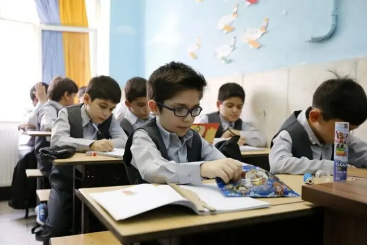اول مهرماه مدارس حضوری باز میشوند؟؛ وزیر خبر نهایی را اعلام کرد