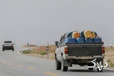 قاچاق سوخت مرزها را بلعیده؛ چرا بهجای ۹۰ میلیون نفر با چند قاچاقچی برخورد نمیکنیم؟ - مجله اینترنتی کولاک