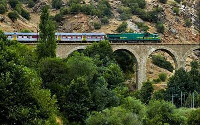  نمایی زیبا از پل راه آهن بیشه درود لرستان