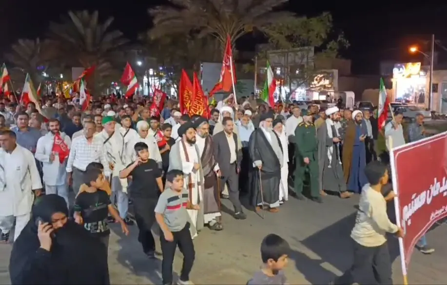  شروع سفر عشق؛ حرکت سی‌وسومین کاروان پیاده بافق به سمت مشهد مقدس
