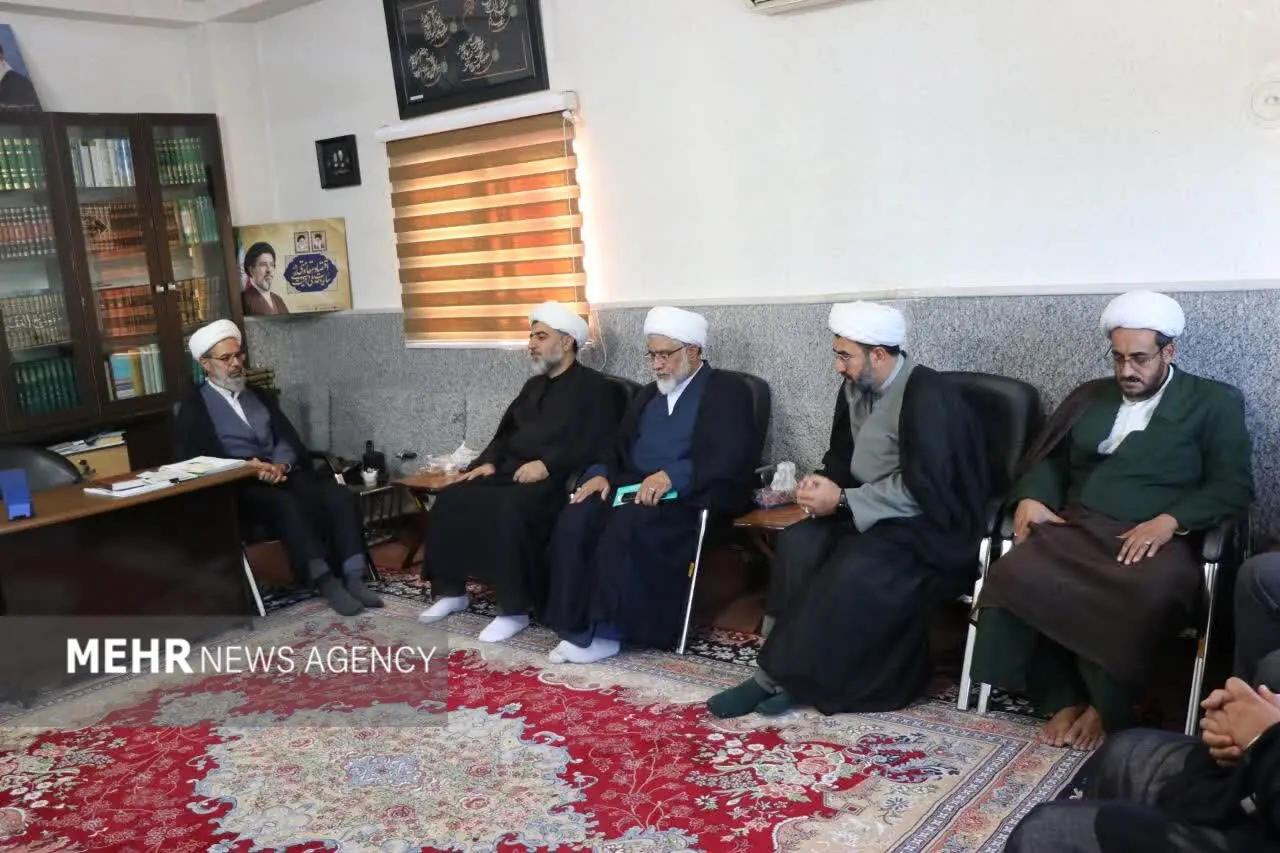 عزتزمانی: تبلیغ باید به همه اقشار جامعه برسد