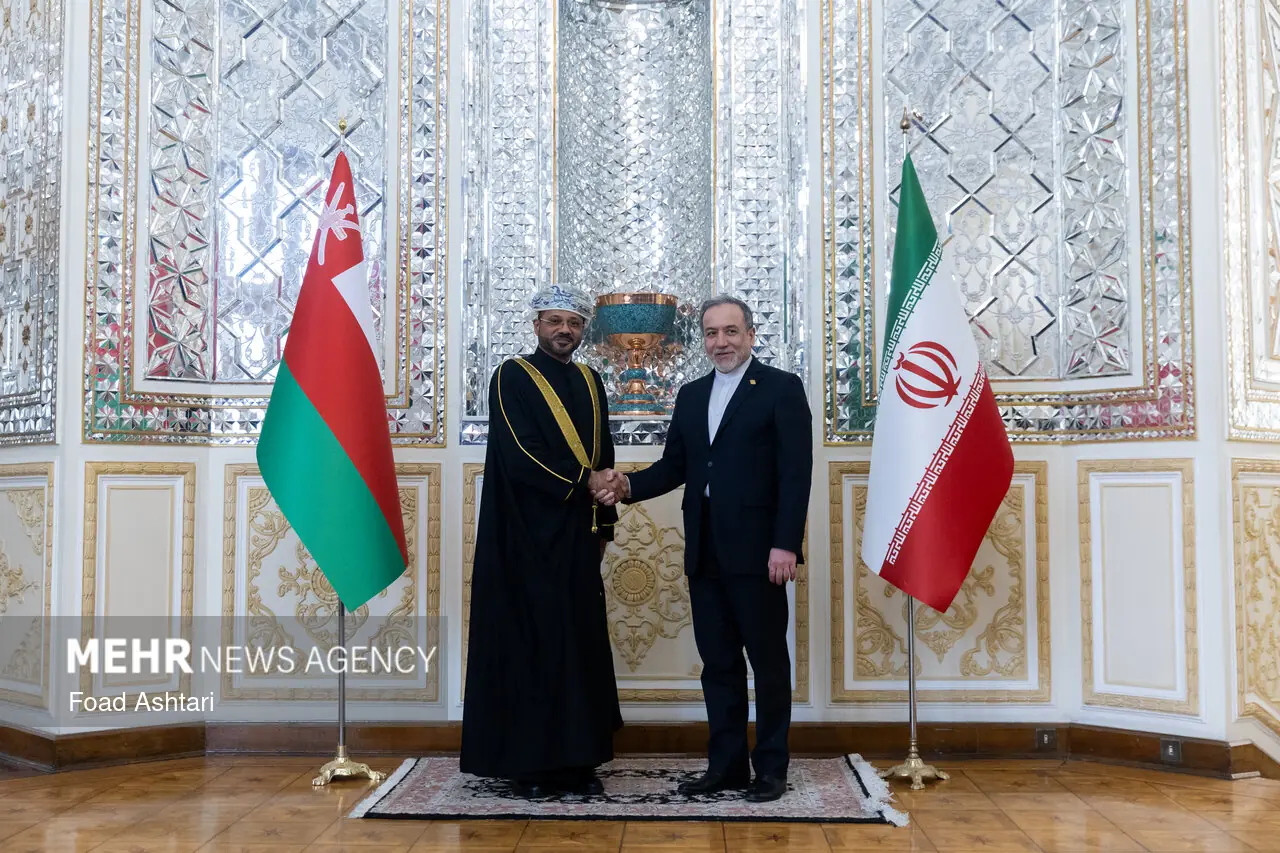  ایران و عمان بر ایجاد کریدور موقت دریانوردی در تنگه هرمز توافق کردند