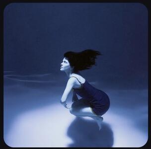  دانلود آهنگ The Marías - No One Noticed - پارس فوتبال