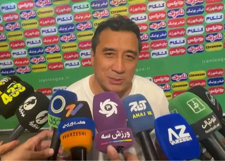  خداداد عزیزی: با احترام به آقای تاجرنیا برای ما لیگ فصل گذشته هنوز تمام نشده است