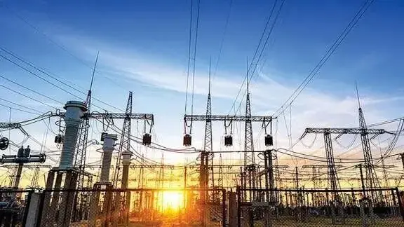 آمار تکاندهنده استاندار تهران از تجهیزات برق تخریبشده در جنگ