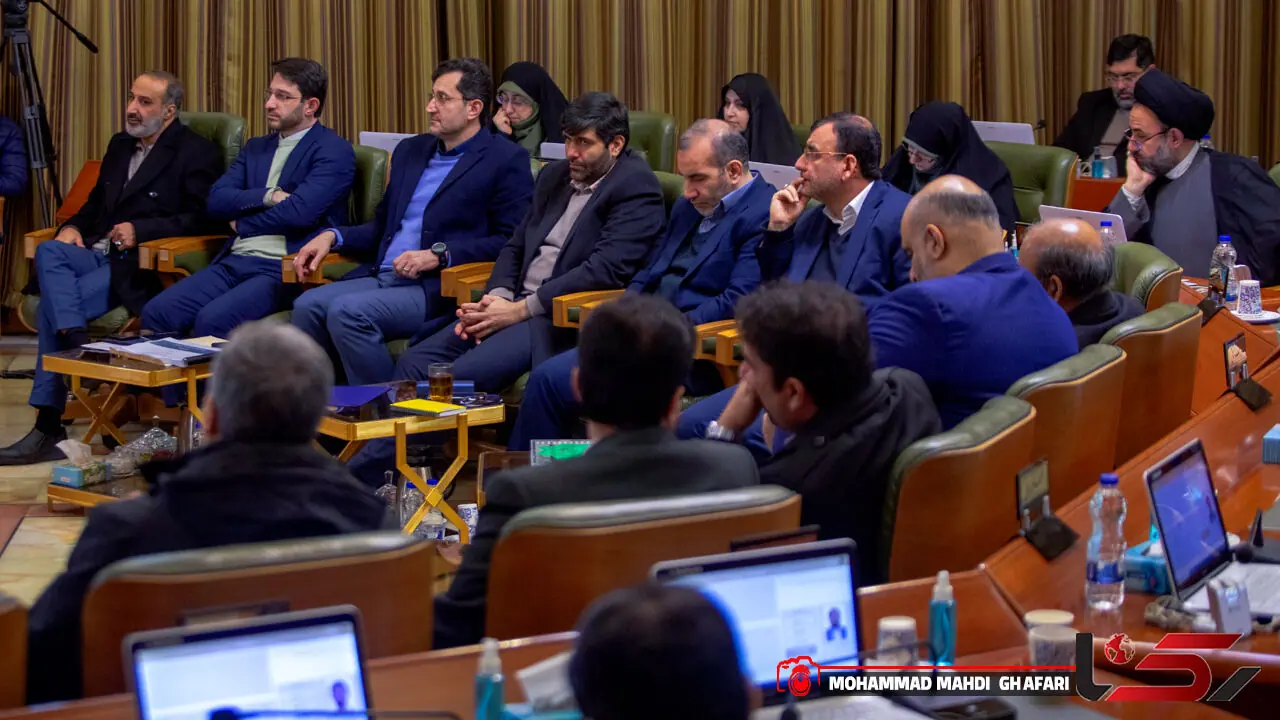 پیشنهاد ثبت «روز خنده» در تقویم تهران؛ درخواست دختر اکبر عبدی از شورا