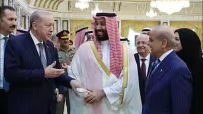 بنگلادش علاقهمند به پیوستن به پیمان دفاعی مکه است