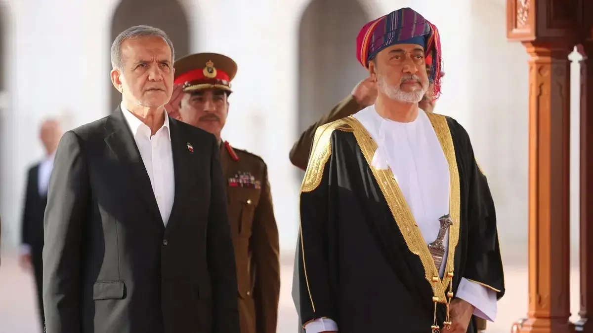 عمان در مذاکرات با ایران منافع اعراب را هم در نظر دارد/ مسقط بر سر منافع جمعی خلیج فارس مذاکره میکند
