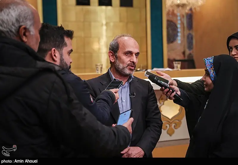 «ساختمان شیشهای» 2 بار هدف قرار گرفت؛ مرتبه دوم، سه طبقه فرو ریخت - تسنیم