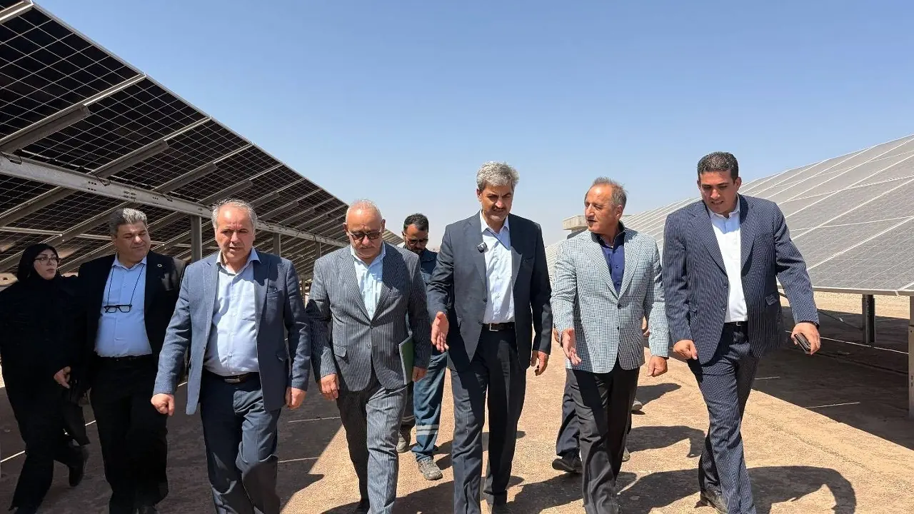  ظرفیت نیروگاه‌های خورشیدی استان تهران تا پایان دولت چهاردهم به ۱۰ هزار مگاوات افزایش می‌یابد
