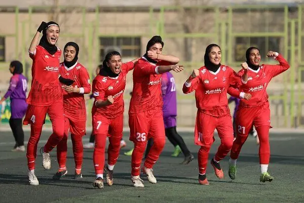 نخستین دربی استقلال و پرسپولیس در فوتبال زنان؛ هفته پنجم نقطه شروع تاریخ