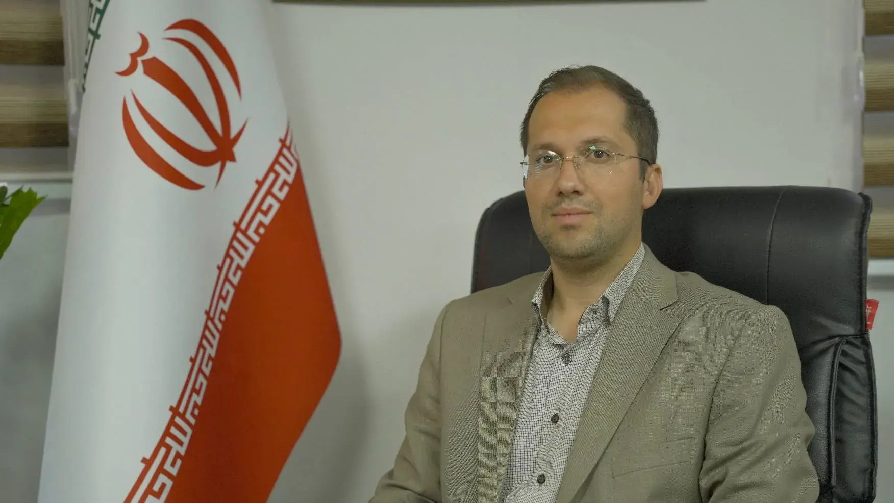 افتتاح و بهره برداری از ۶۰ باب زمین چمن مصنوعی مینی فوتبال در دو ساله دولت چهاردهم/ افتتاح ۳۰ پروژه ورزشی دیگر تا پایان سال