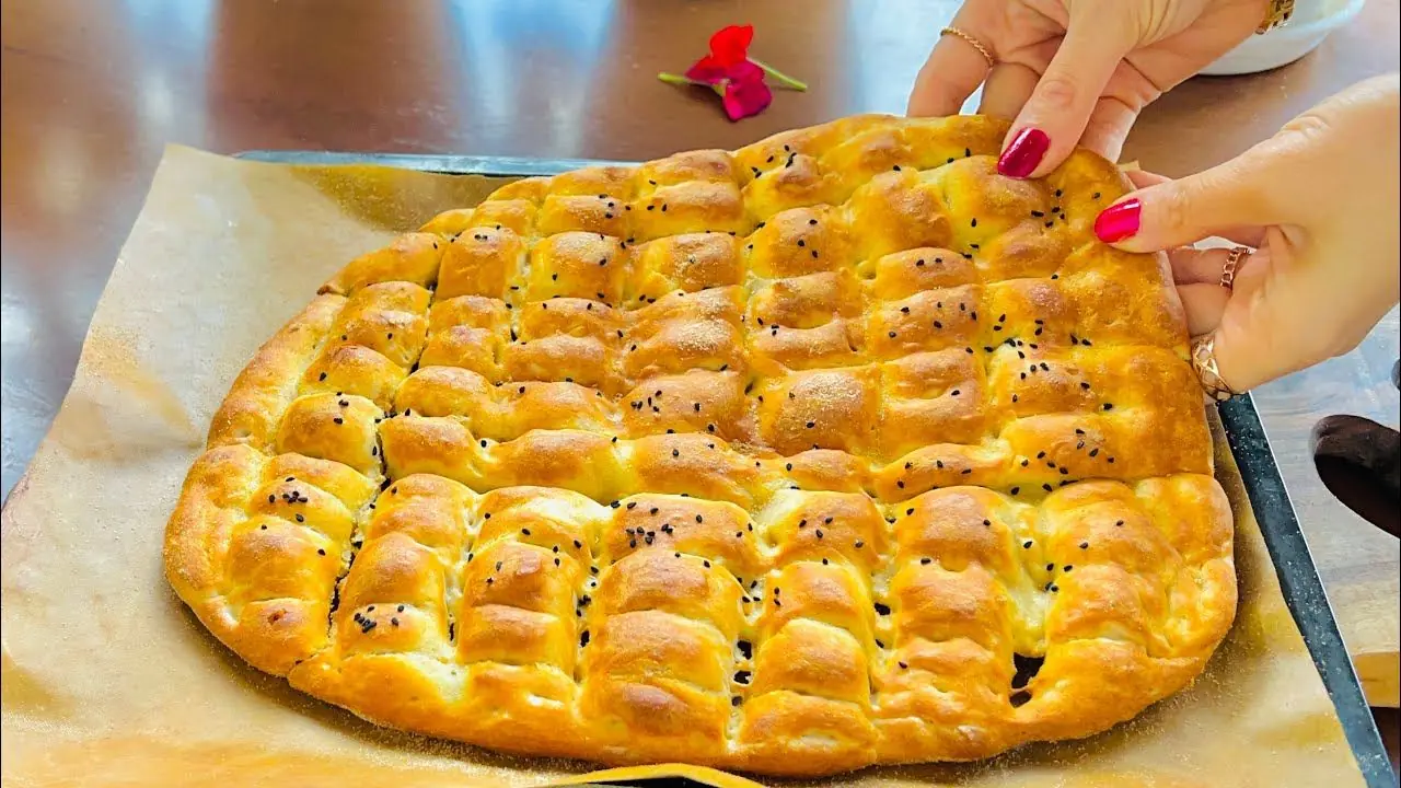 طرز تهیه نان بربری بازاری نرم و پوک با بخار آب