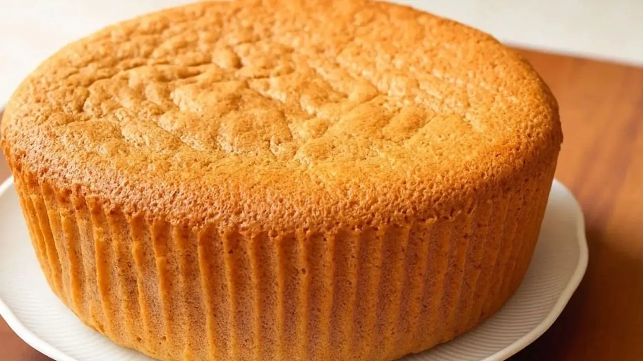 طرز تهیه کیک فندقی سریع و پف دار بدون آرد و بکینگ پودر