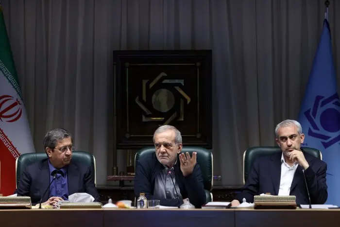 تأکید رئیسجمهور بر هماهنگی کامل برای حفظ ثبات اقتصادی کشور - سایت خبری اقتصاد پویا