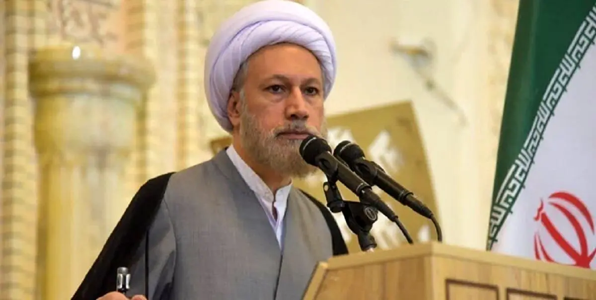  امام جمعه شیراز: مسئله رهبری دست من و شما نیست/ دل های اعضای خبرگان بدون هماهنگی قبلی به سوی آیت الله سیدمجتبی خامنه ای متمایل شده بود/ این اراده خدا بود