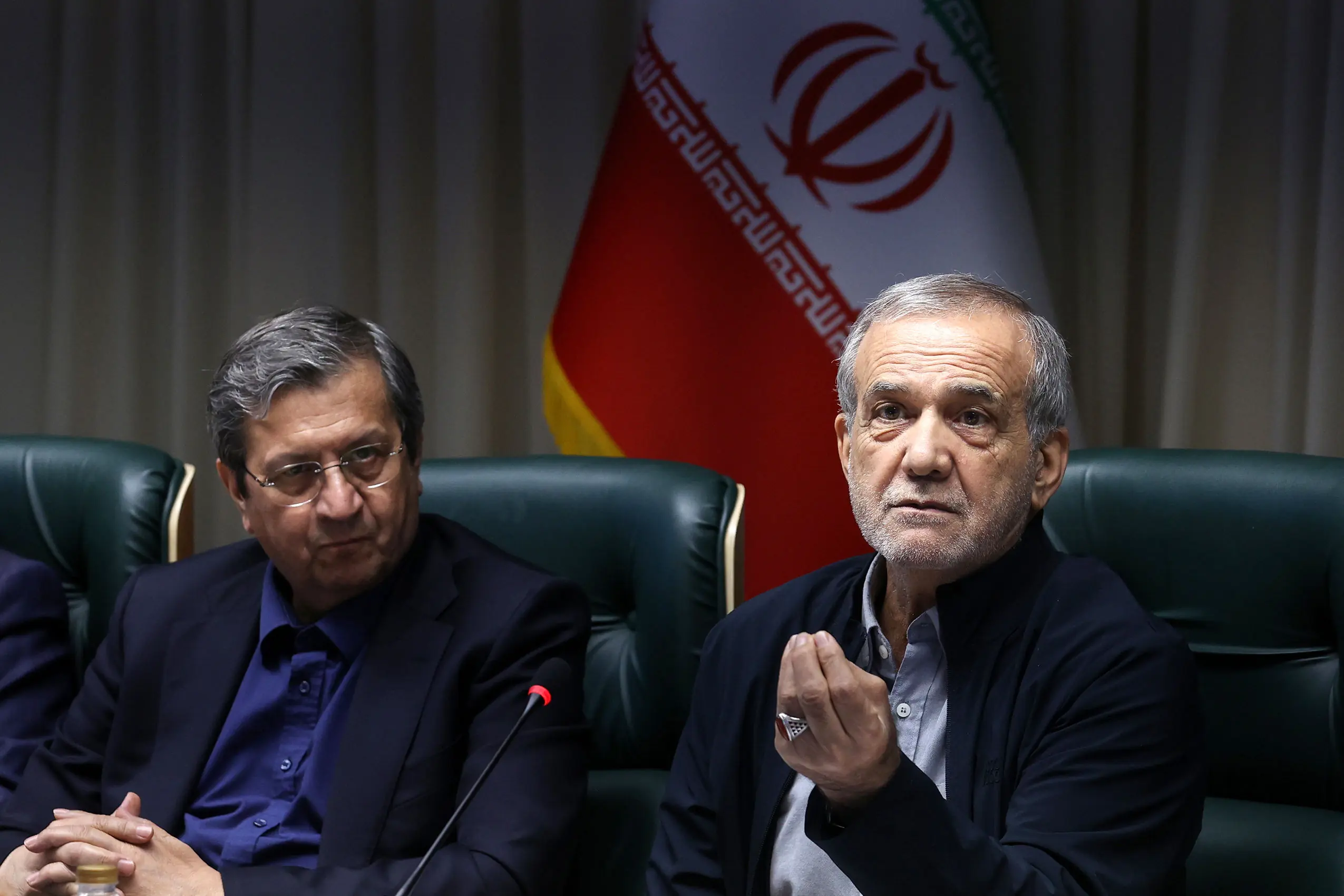 پزشکیان: بنای ما تفاهم و حل مسائل از طریق تعامل و مذاکره است/ محکم در مقابل فشارهای اقتصادی میایستیم