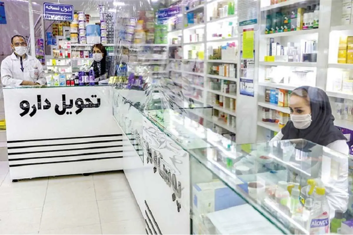 پشت قفسههای خالی داروخانهها چه میگذرد؟ | سخنگوی سازمان غذا و دارو: کمبود دارو نتیجه اختلال در چند حلقه از زنجیره تأمین است