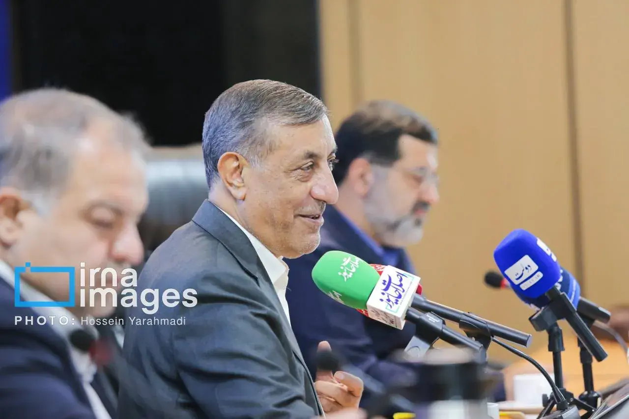 سایه شوم «نه جنگ، نه صلح» برای ایران و امید جوانان خطرناک است