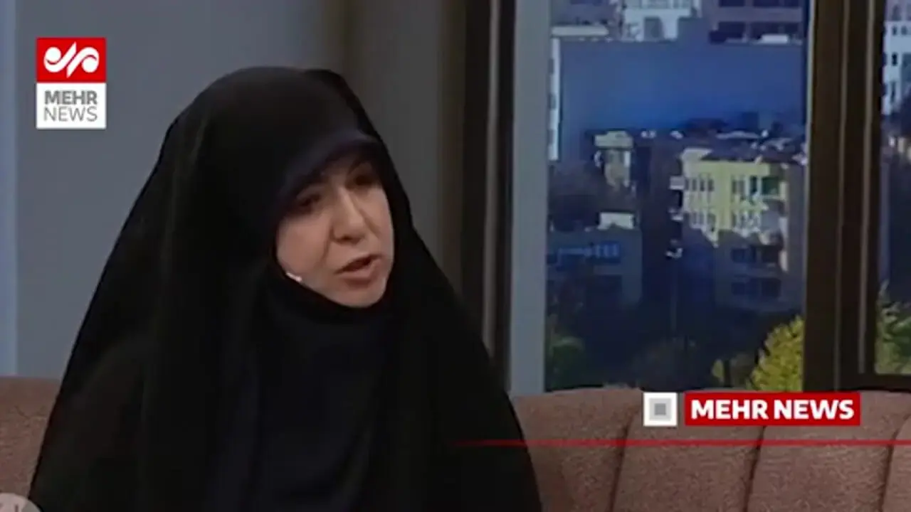 دلیل اخراج نیلوفر شادمهری از فرانسه از زبان خود او