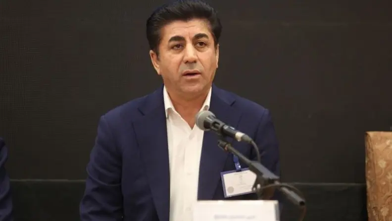 صحبتهای عجیب ممبینی: تا الان یک بار هم عکسم روی روزنامه فدراسیون فوتبال نرفته است!
