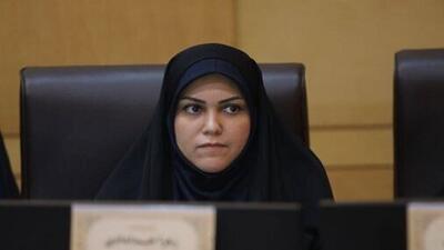 نماینده مجلس: شکل شرعی در صدور گواهینامه موتور برای بانوان وجود ندارد