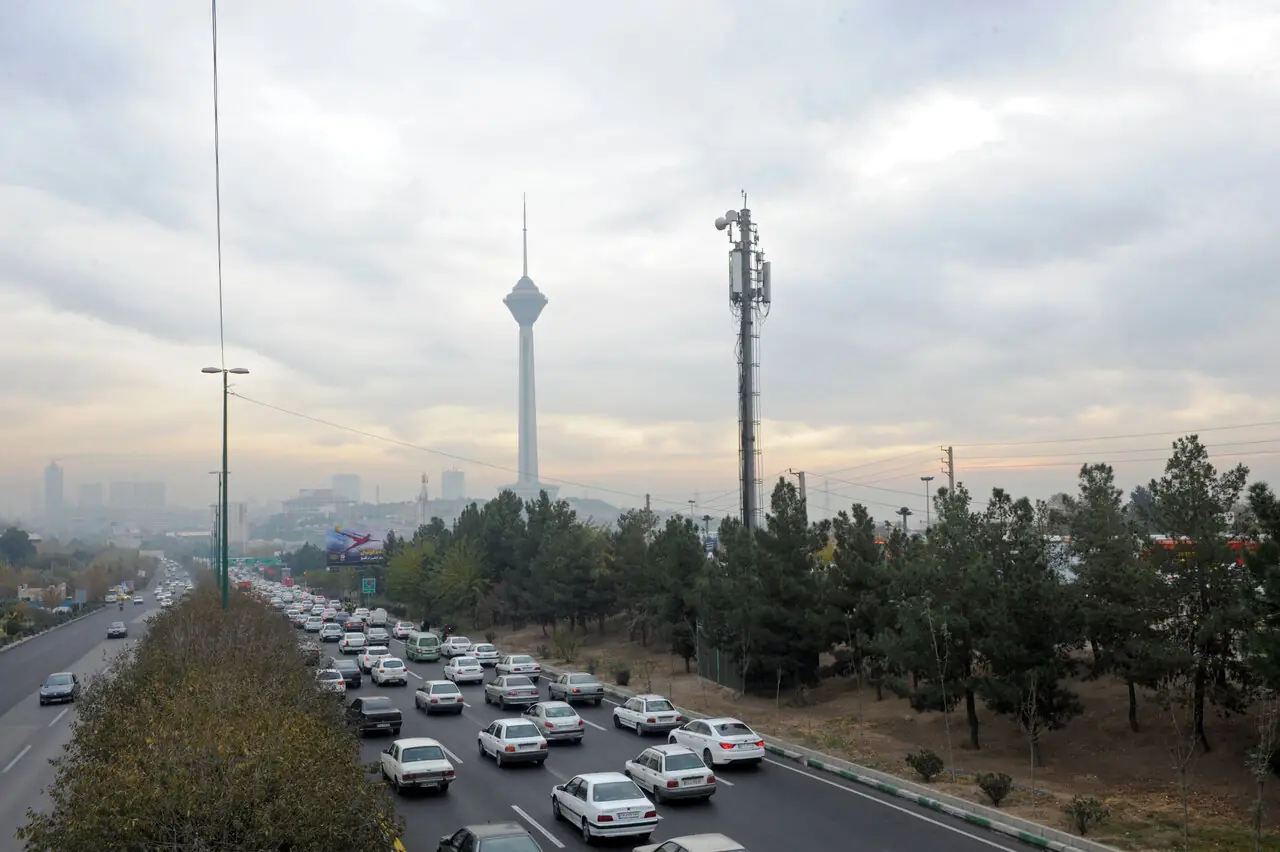 چه خبر از مناطق؟ از نورپردازی ضدسرقت ۳۷ پل عابر پیاده تا فعال شدن ایستگاه مترو حرم حضرت عبدالعظیم(ع) تا مهرماه