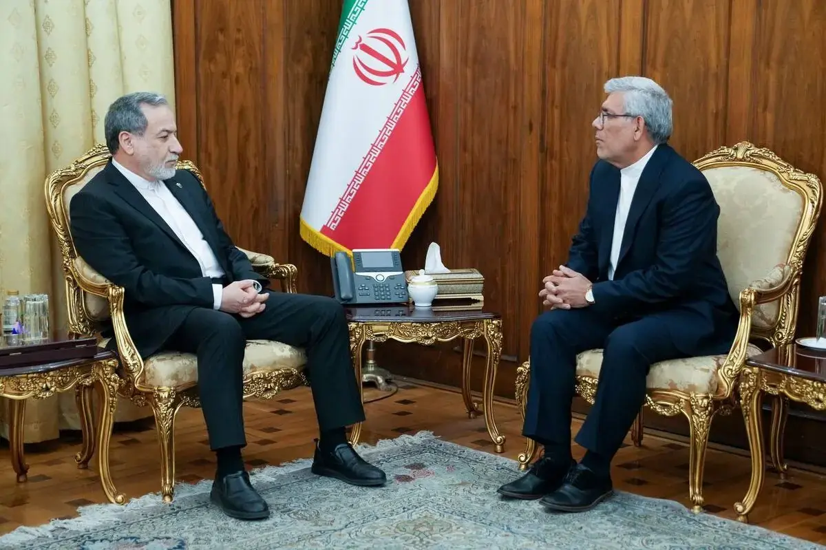 دیدار سفیر جدید ایران در بلاروس با وزیر امور خارجه