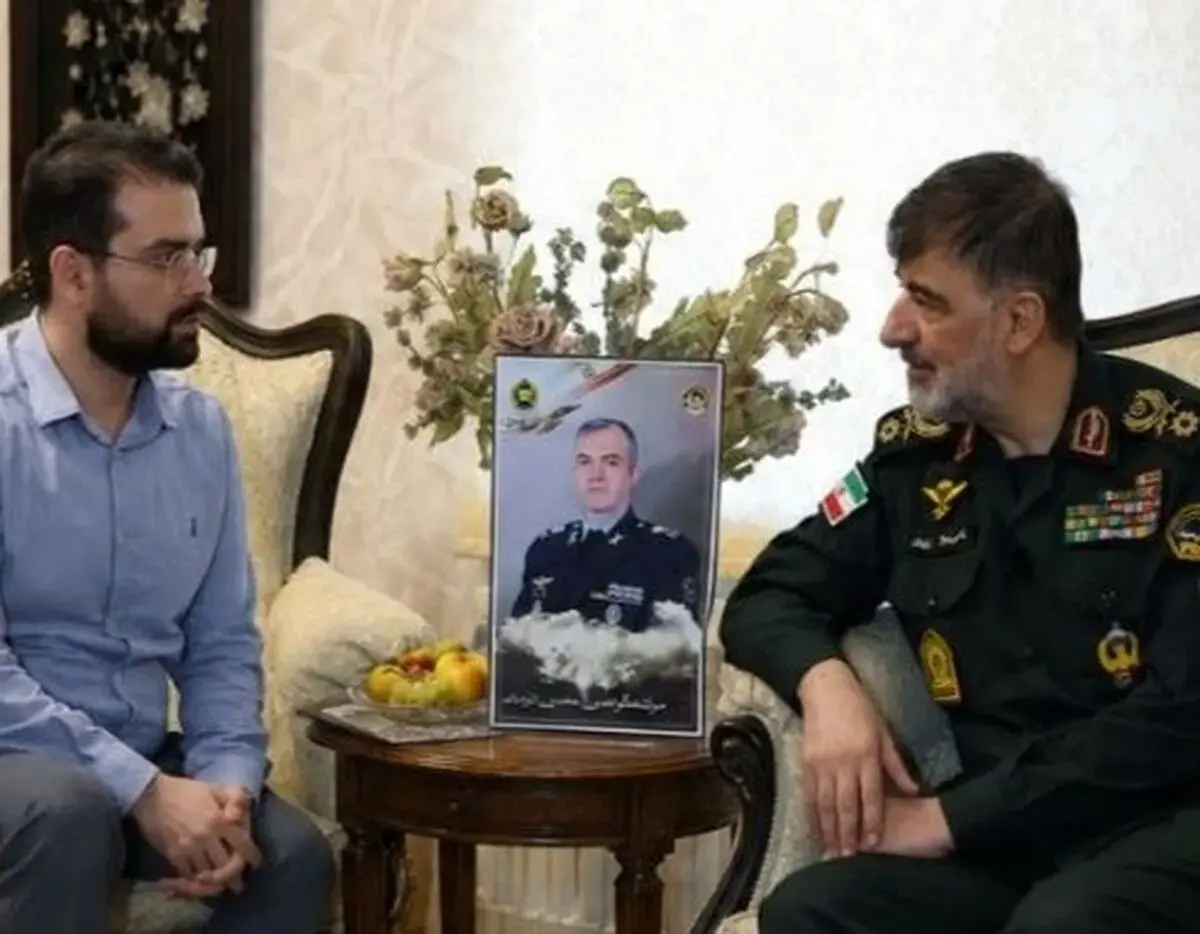  سردار رادان با خانواده شهیدان موسوی و دره‌باغی دیدار کرد