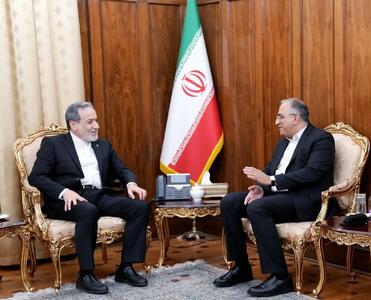 دیدار نماینده مسیحیان ارامنه شمال کشور با وزیر امور خارجه