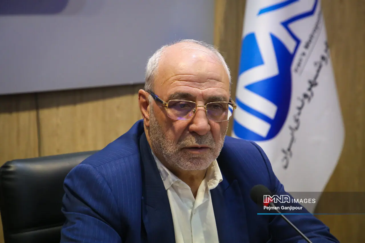  حاجی‌دلیگانی: ستاد تسهیل را منحل کنید، وزیر اقتصاد استیضاح می‌شود