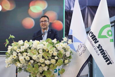  دانشگاه و صنعت باید نیازهای واقعی بازار را به مسئله علمی تبدیل کنند