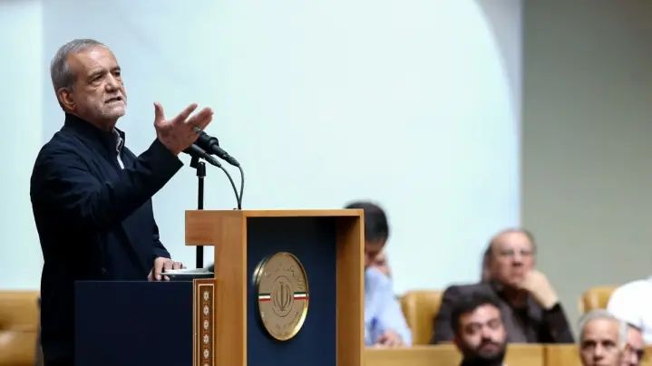 پزشکیان: جنگ همیشه راهحل عبور از مشکلات نیست
