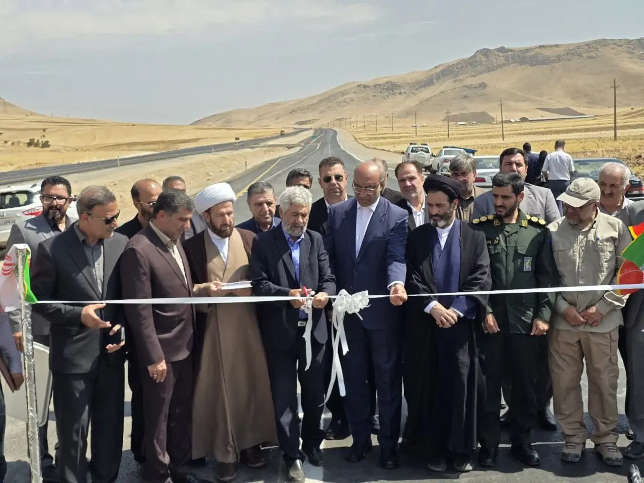 بزرگراه شهید ایزدی در شرق استان کرمانشاه به بهرهبرداری رسید+عکس