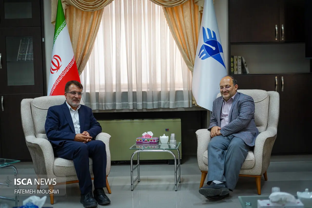  حضور غلامرضا مولابیگی عضو حقوقدان شورای نگهبان در دانشگاه آزاد اصفهان