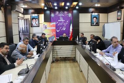 برنهاد: پایش مستمر طرحهای صنعتی فارس برای جلوگیری از راکد ماندن اراضی انجام میشود
