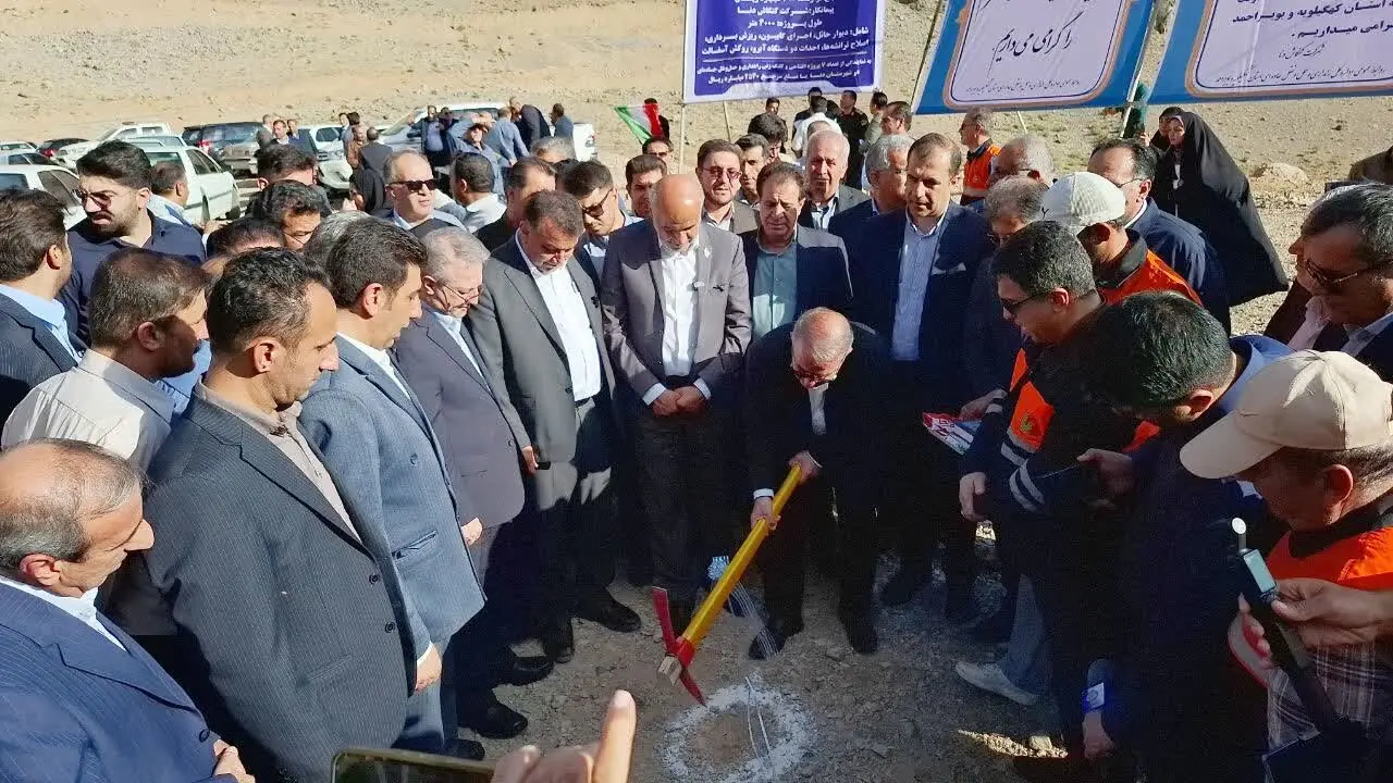  توسعه راه‌های ارتباطی گردنه تاریخی «بیژن» آغاز شد