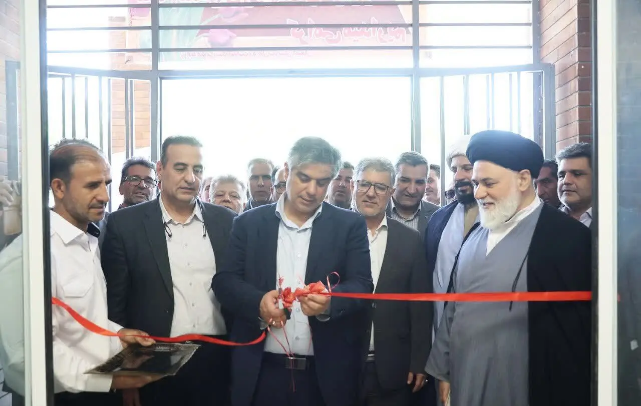 استاندار مرکزی: توسعه زیرساختهای سلامت، زمینهساز ارتقای کیفیت زندگی مردم است