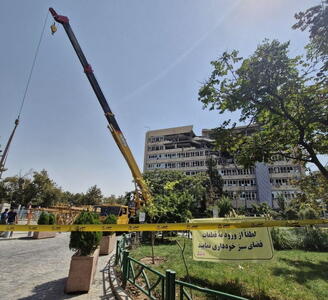  تاورکرین‌ها در حریم کاخ گلستان دوباره قد علم کردند