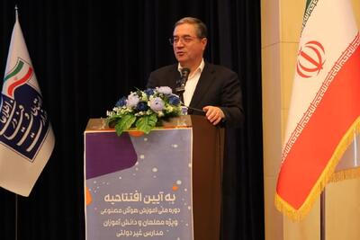  استاندار آذربایجان غربی: هوش مصنوعی به بخشی از مسیر توسعه استان تبدیل شود