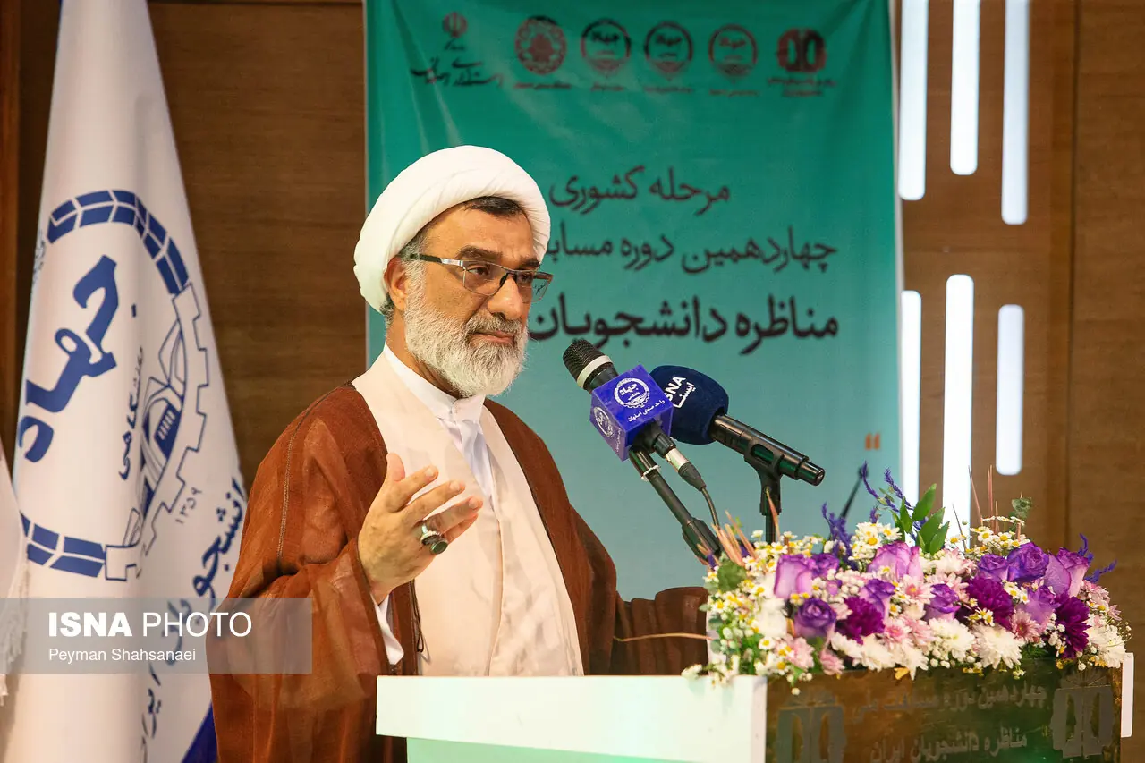 اختلافات باید به تمدنسازی و رشد کشور بینجامد/ لزوم گسترش کانونهای مناظره علمی در کشور