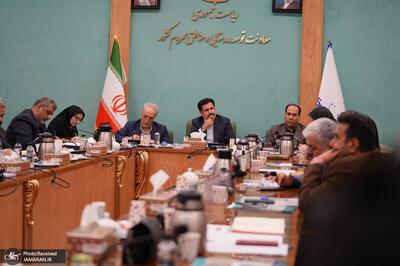 حسینزاده، معاون رئیس جمهور: هدف ما رفع تکلیف نیست؛ باید مسائل روستاییان و عشایر شنیده و پیگیری شود