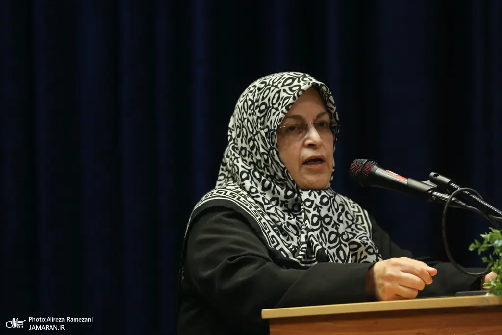 رئیس جبهه اصلاحات ایران از رئیسجمهور خواست با شفافیت و قاطعیت و بدون ملاحظه با عوامل قاچاق سوخت برخورد کند